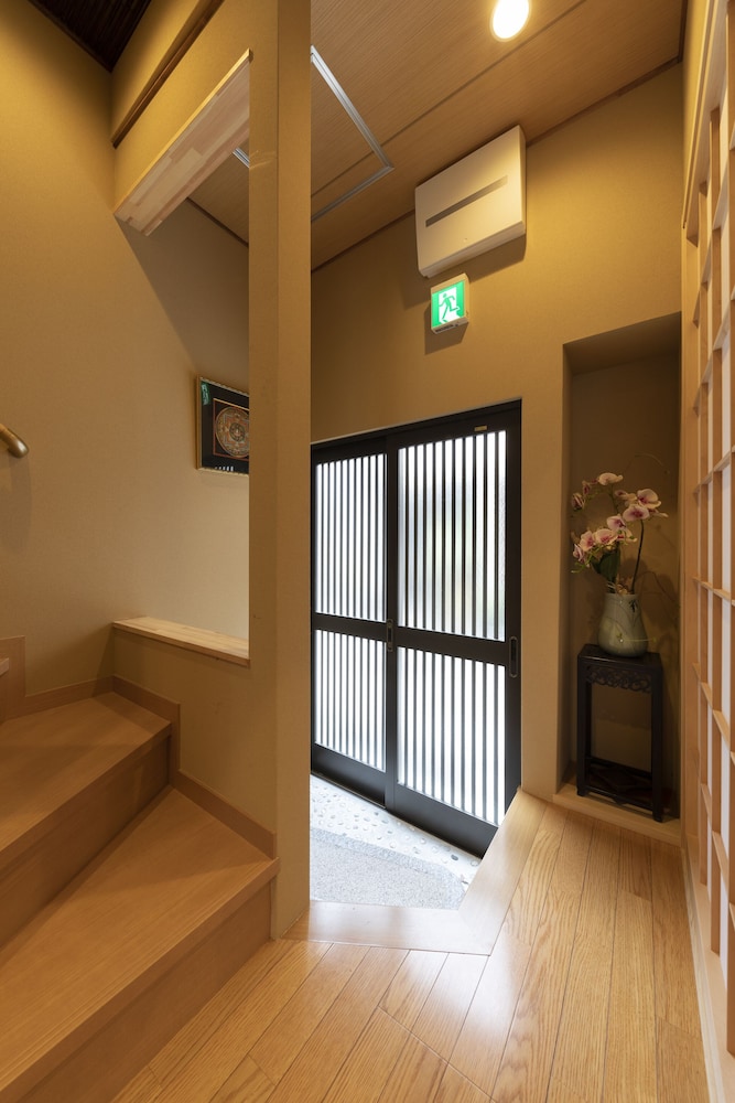 内部エントランス1 | Shirakabanoyado-Siokusa