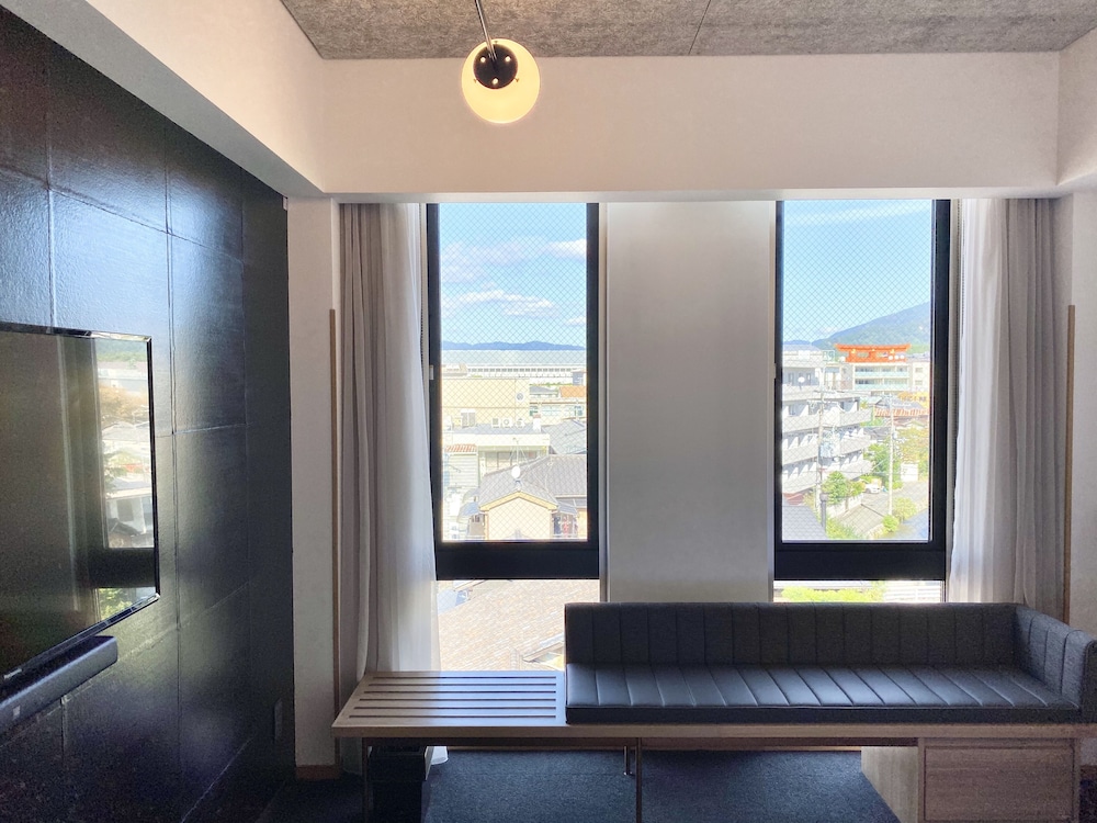 スーペリアダブル 禁煙 部屋からの景観0 | タッセルホテル 三条白川