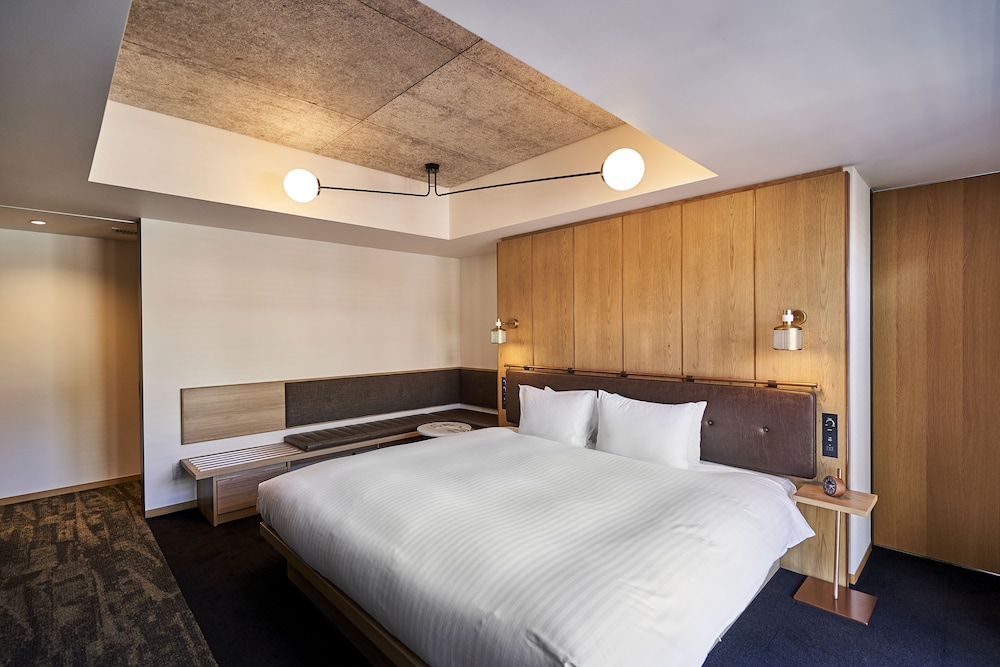 デラックスダブル 禁煙 客室1 | タッセルホテル 三条白川