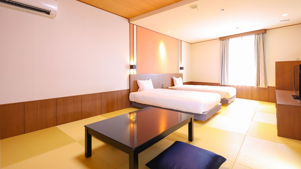 [禁煙] スーペリア和洋室内風呂なし（眺望無し） | 大江戸温泉物語 Premium あたみ