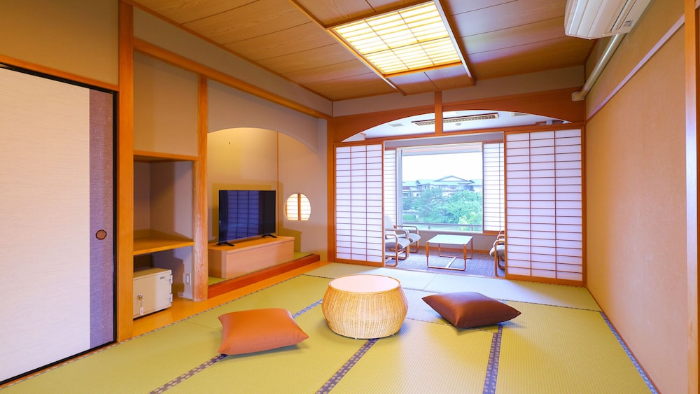 [禁煙]スタンダード和室12＋4.5畳 | 大江戸温泉物語 Premium ホテル壮観