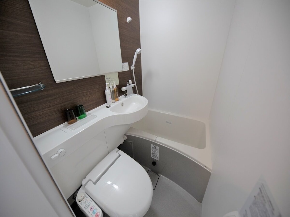 スタンダード ダブルルーム ダブルベッド 1 台 バスルーム0 | スーパーホテルPremier博多駅・筑紫口天然温泉