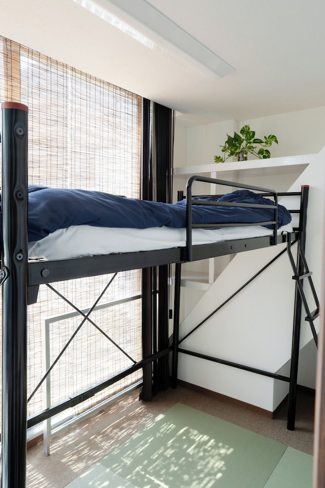 スタンダード ファミリールーム 客室1 | 広島ゲストハウス Nice Day