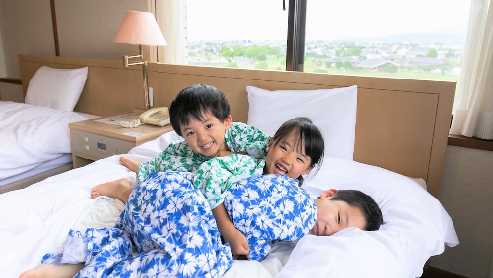 ツインルーム 客室2 | 筑後船小屋 公園の宿