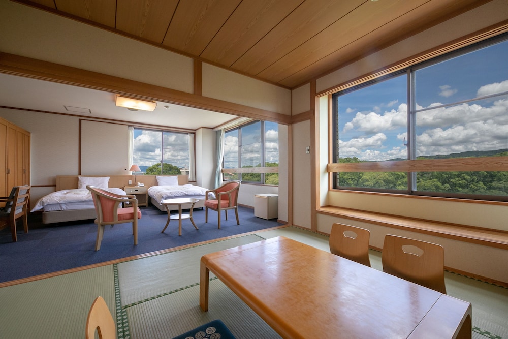 和洋室 | 筑後船小屋 公園の宿