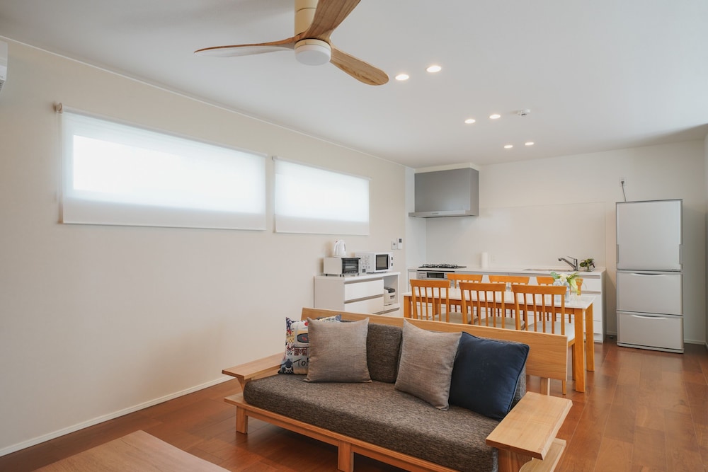 サンド リビング エリア1 | Villa Colors A