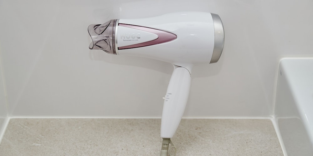 ダブルルーム 客室の設備とサービス2 | BiBi Hotel 国際通り