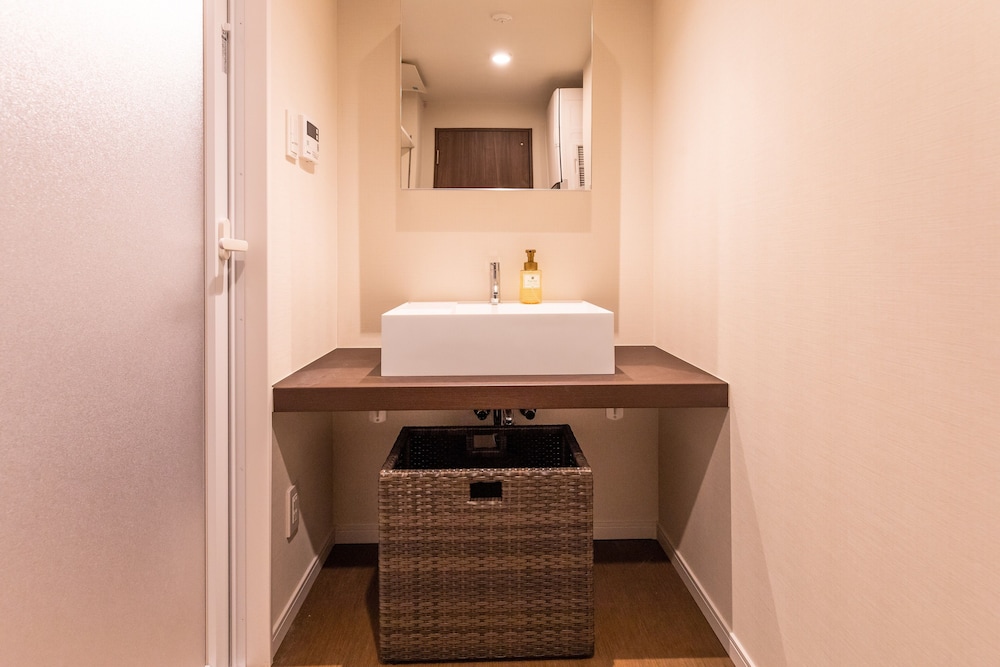 スタンダード ルーム バスルーム1 | ラパン ミハマ レジデンスホテル