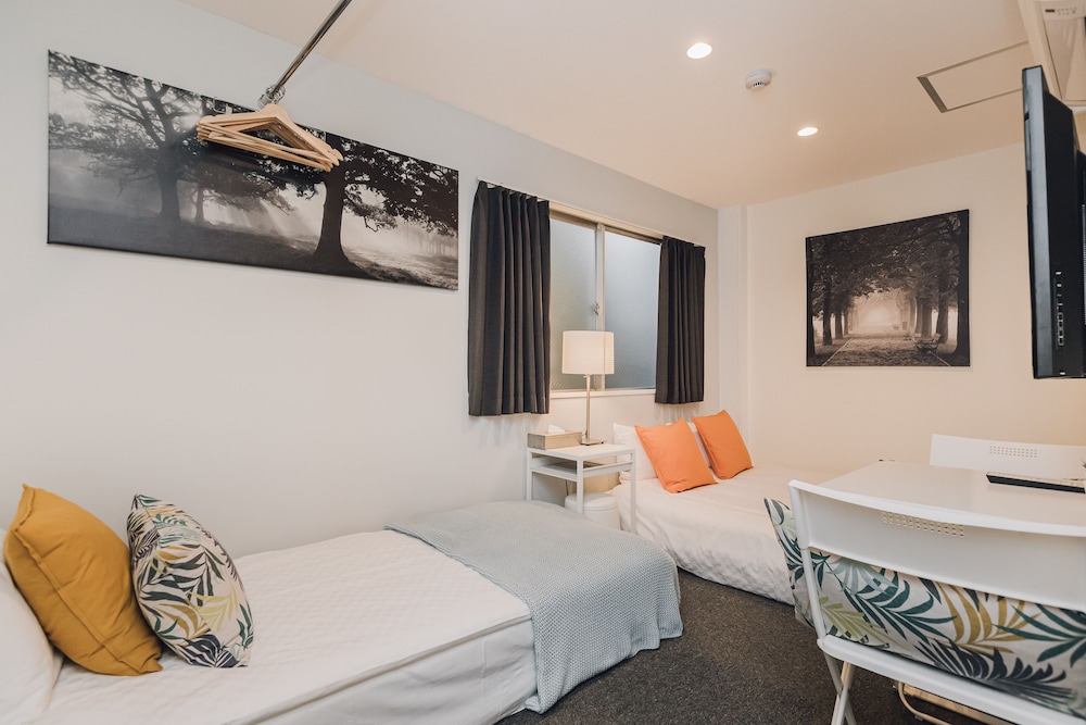 ダブルルーム エキストラベッド付 客室2 | Namba Garden Square AFP Apartment Hotel