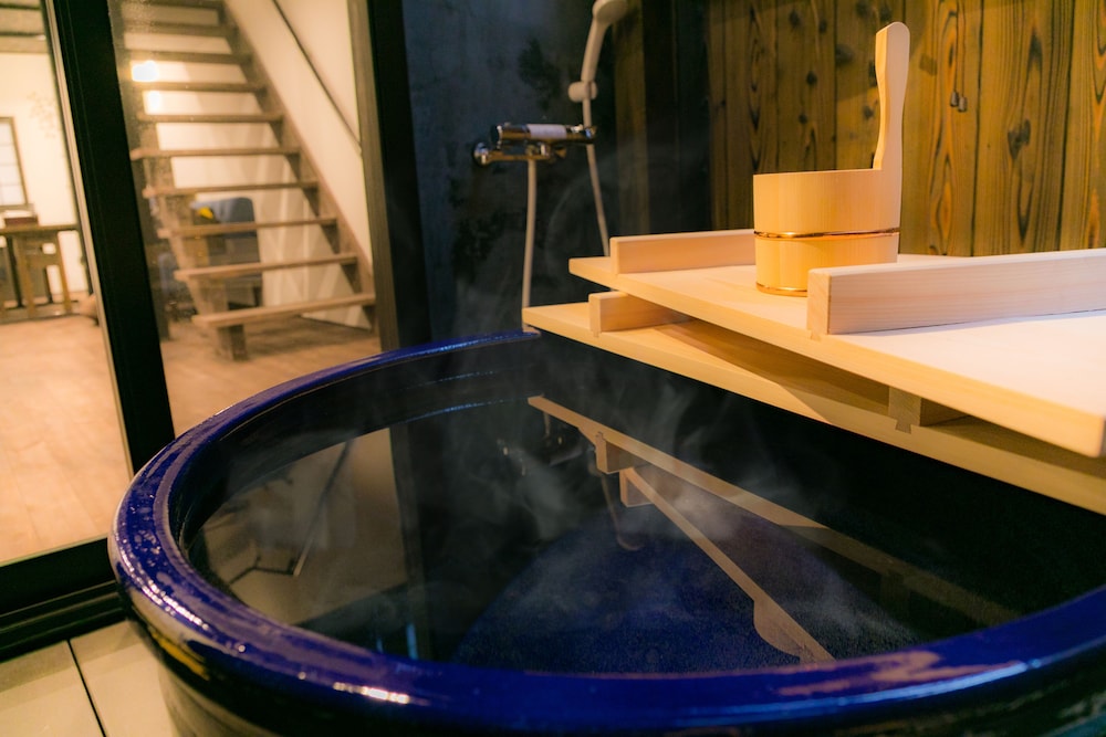 一棟貸し 専用スパ浴槽0 | 京と家月の湯美華夜庵