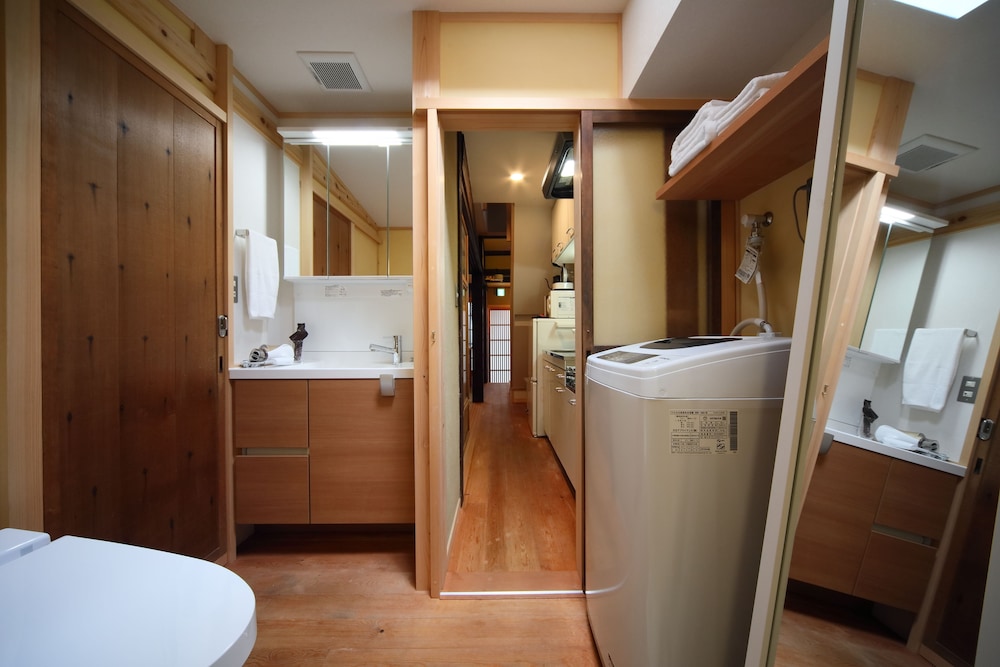 一棟貸し バスルーム6 | 京町家 祇園 宮川邸