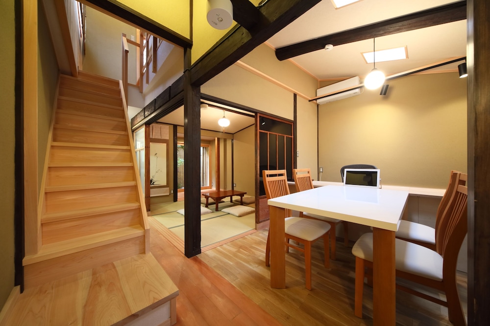 一棟貸し 客室13 | 京町家 祇園 宮川邸