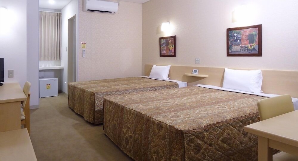 客室1 | ファミリーロッジ旅籠屋・日向門川店 客室1 | ファミリーロッジ旅籠屋・日向門川店