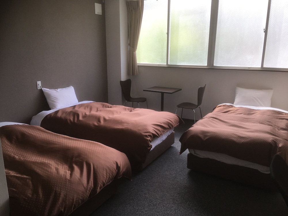 トリプルルーム 禁煙 | ビジネスホテルあかやね