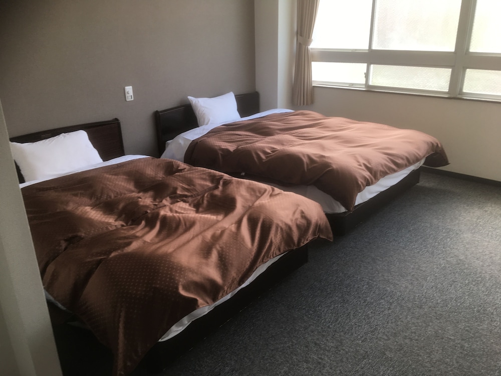 ツインルーム 禁煙 | ビジネスホテルあかやね