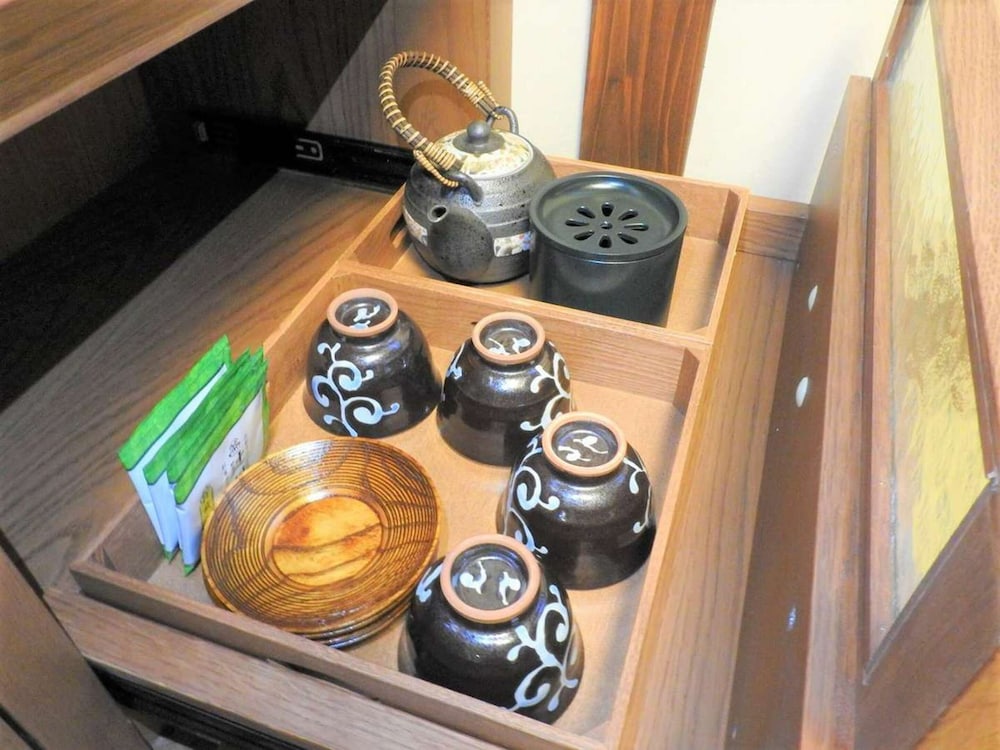 本館 和ツイン シャワー付 客室の設備とサービス4 | ことひら温泉 御宿 敷島館