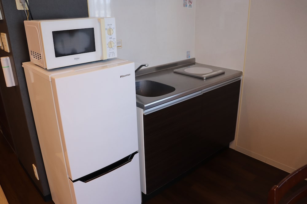 ベーシック 4 人部屋 専用キッチン0 | アパートメント ホテル ecott