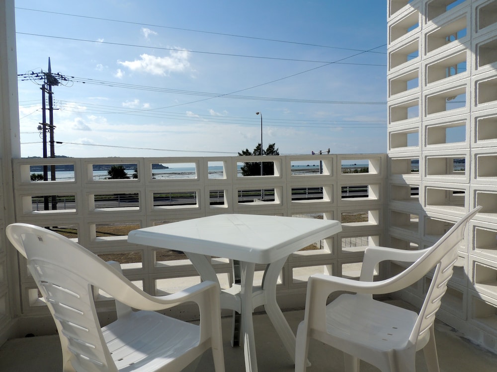 スタンダード ツインルーム オーシャンビュー バルコニー付き バルコニーからの眺望0 | ウミノヤド海風