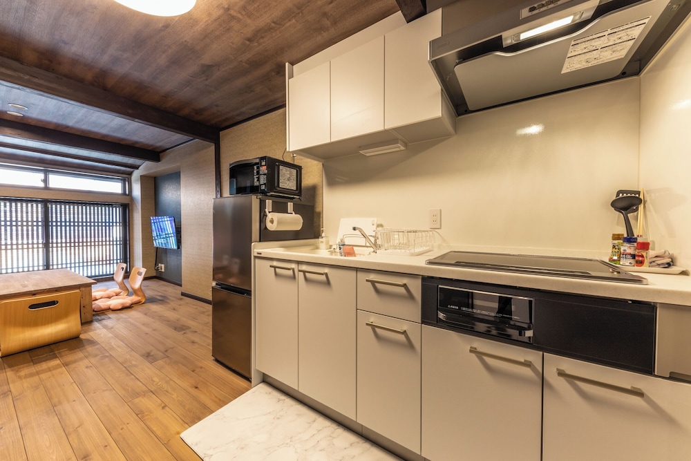 (桜)露天風呂付 5人部屋2ベッドルームハウス 禁煙 専用キッチン0 | Wow! KANAZAWA STAY