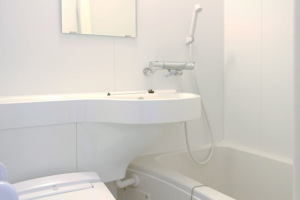 ダブルルーム 喫煙可 バスルーム1 | ホテルトレンド岡山駅前