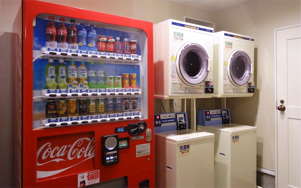 ランドリー ルーム1 | ファミリーロッジ旅籠屋・神栖店 ランドリー ルーム1 | ファミリーロッジ旅籠屋・神栖店
