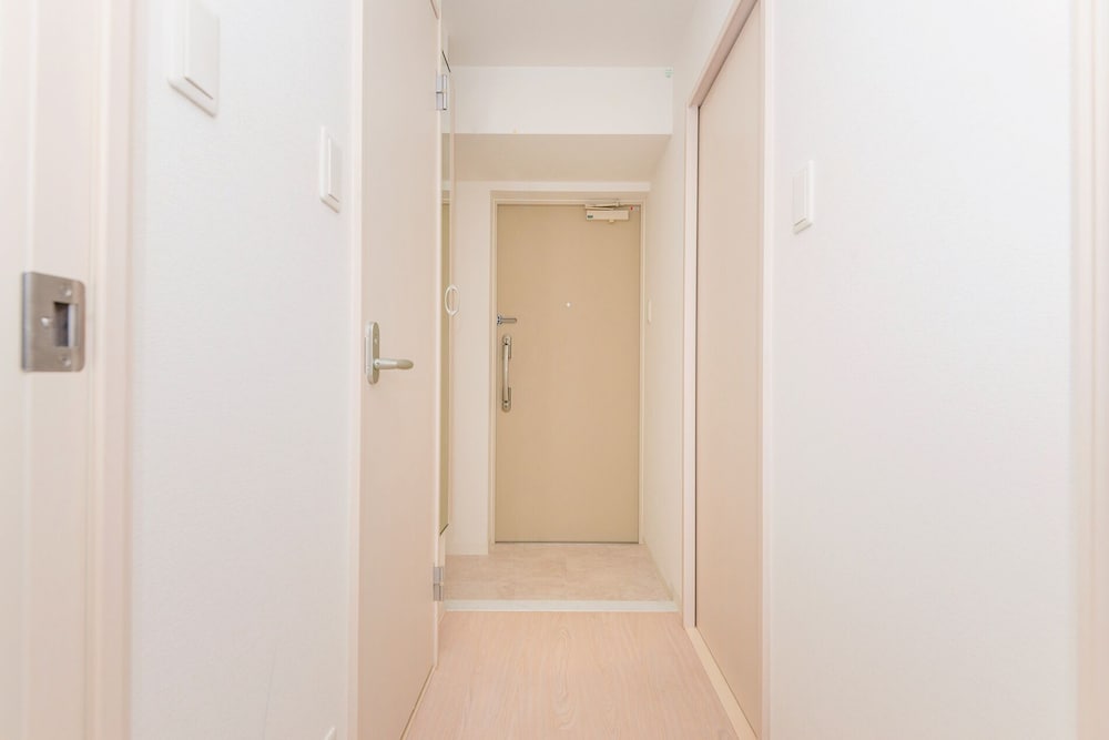 内部エントランス1 | 7mins Shinsaibashi Comfortable Apartment 内部エントランス1 | 7mins Shinsaibashi Comfortable Apartment