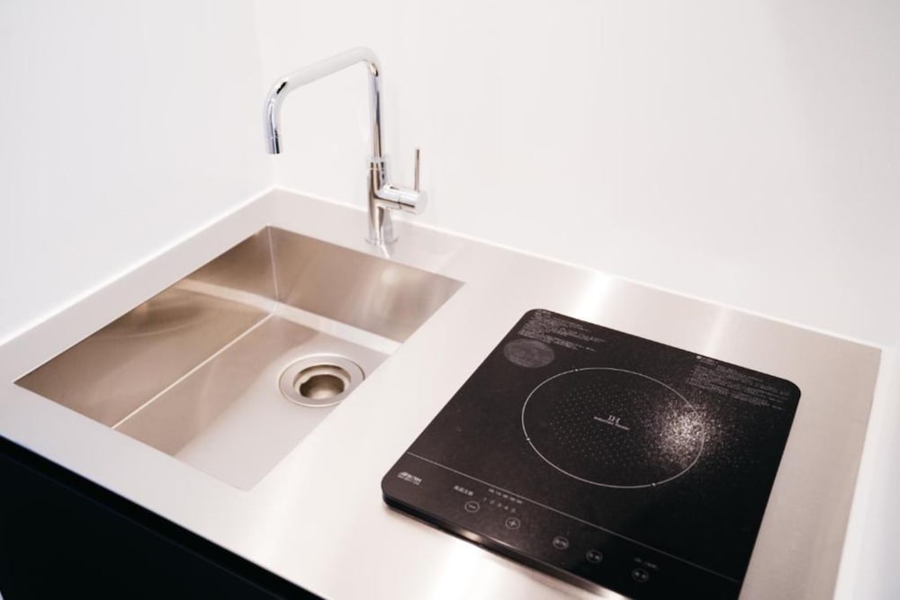 ツインエクストラROOM 専用キッチン1 | FUKUOKA 門司港ステイ