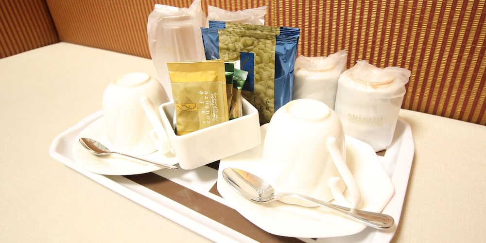 スタンダード ダブルルーム コーヒー / コーヒーメーカー0 | 新宿イーストホテル