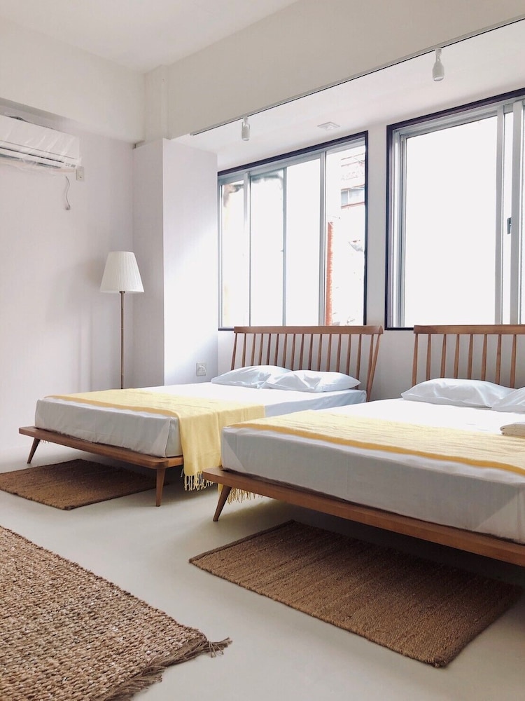 4 人部屋 (JO-TO) 客室5 | レステル那覇