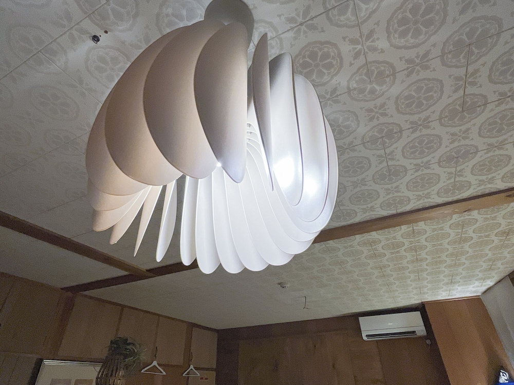 ツインルーム ダブルベッド 2 台 禁煙 専用バスルーム 客室1 | レステル那覇