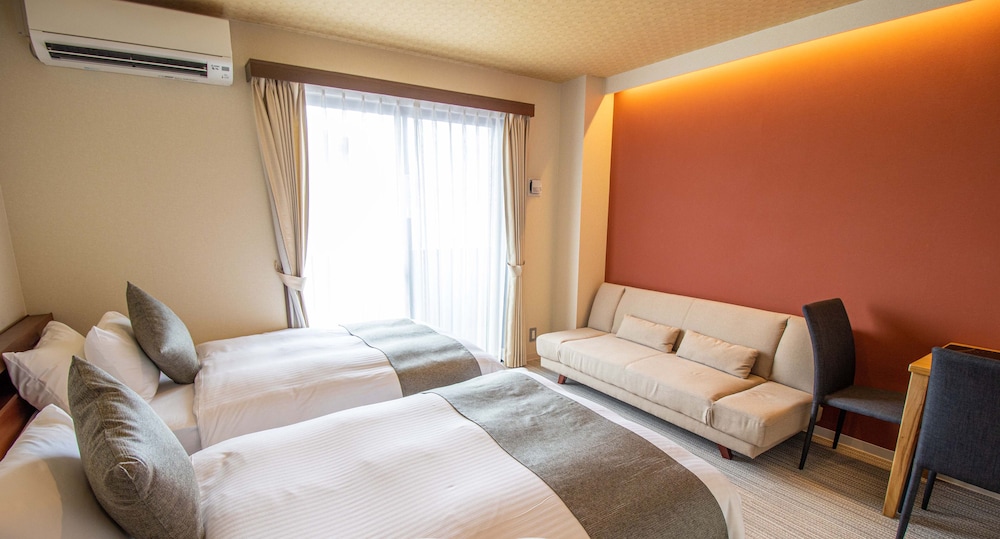 ツインルーム エクストラベッド付 客室5 | Stay SAKURA Kyoto 椿