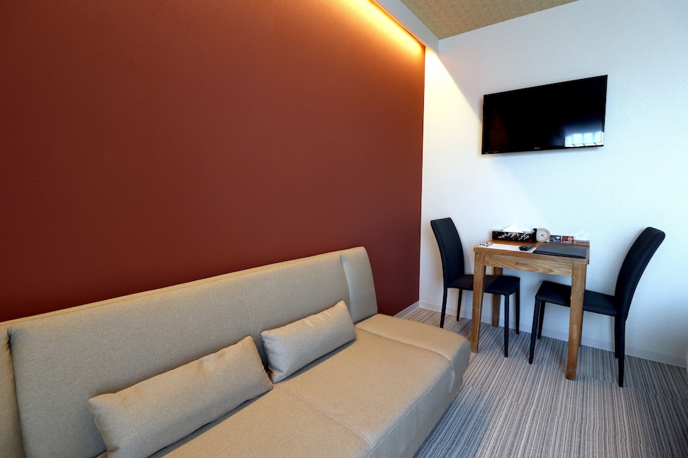 ツインルーム エクストラベッド付 客室1 | Stay SAKURA Kyoto 椿