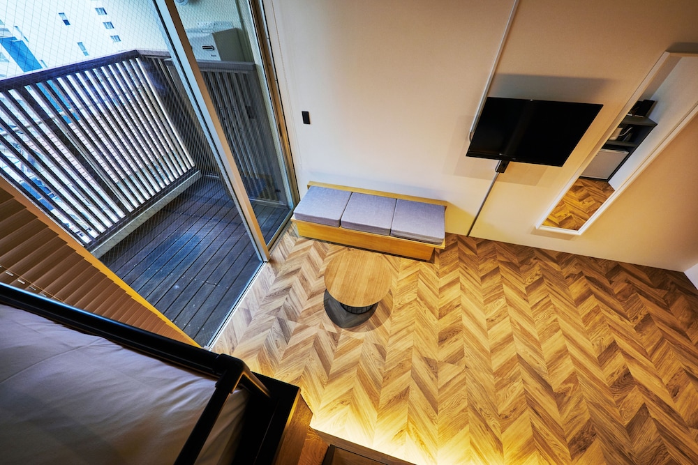 スタンダード 4 人部屋 ベッド (複数台) 禁煙 テラス 客室1 | mizuka Daimyo 6 - unmanned hotel -