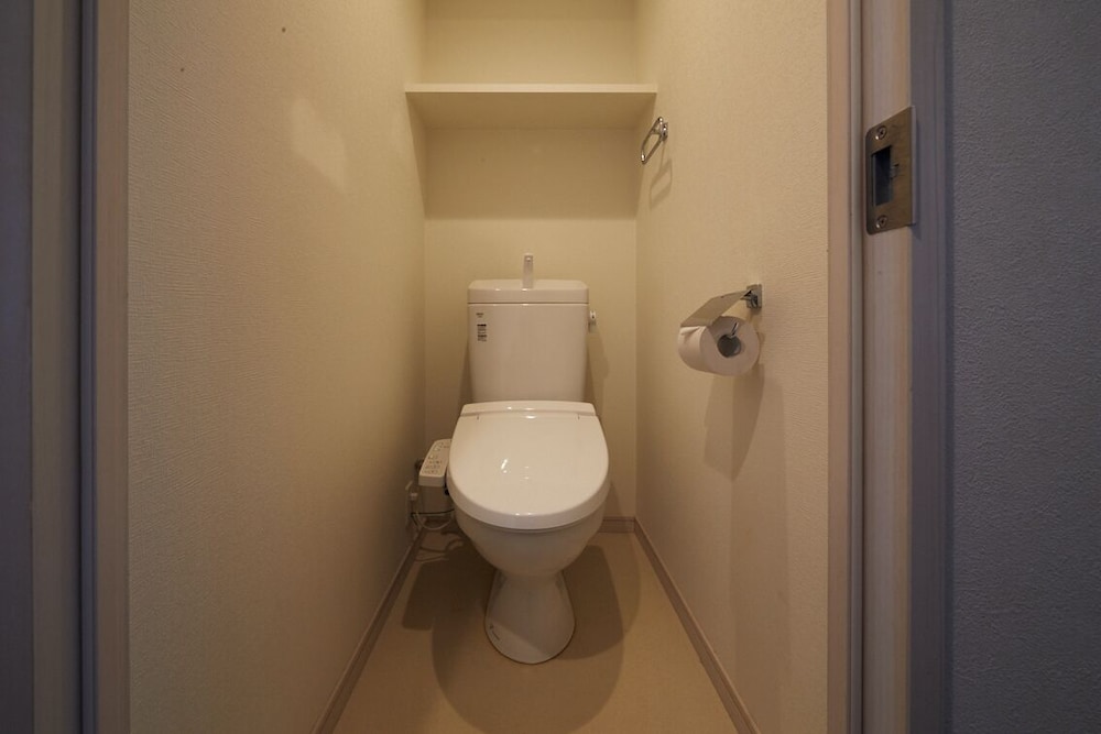 ダブルルーム バスルーム0 | Residence Hotel Hakata 20