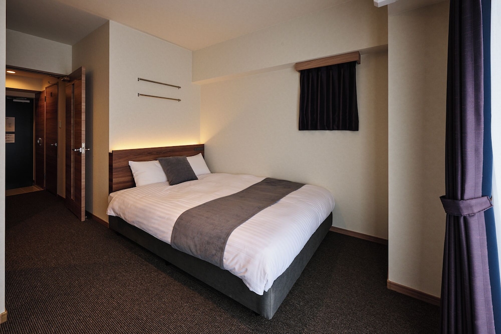 ベーシック ダブルルーム 客室2 | Residence Hotel Hakata 20