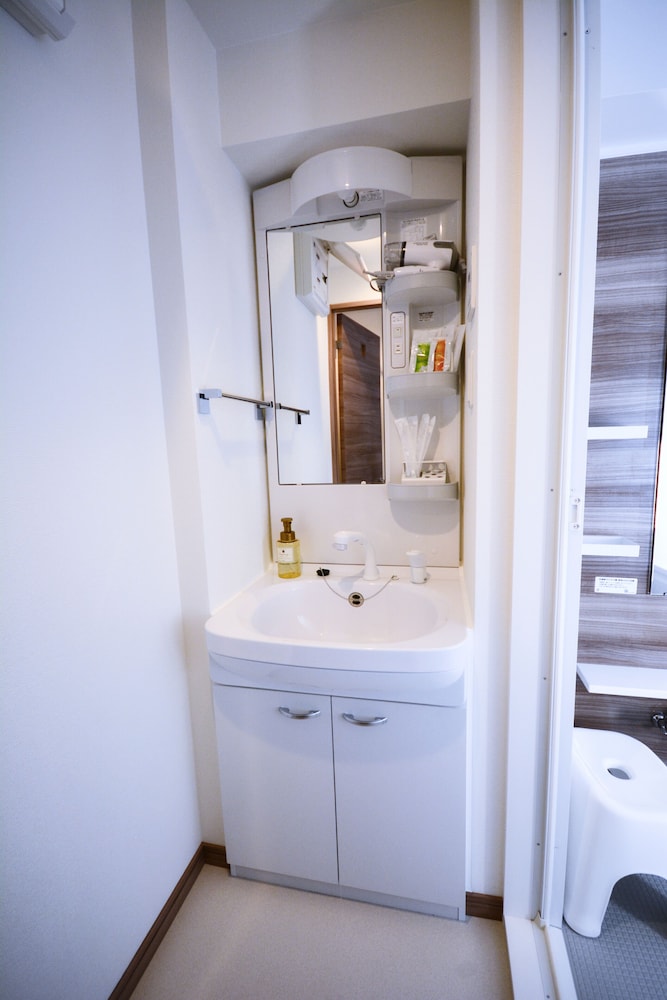 ダブルルーム 客室18 | Residence Hotel Hakata 20