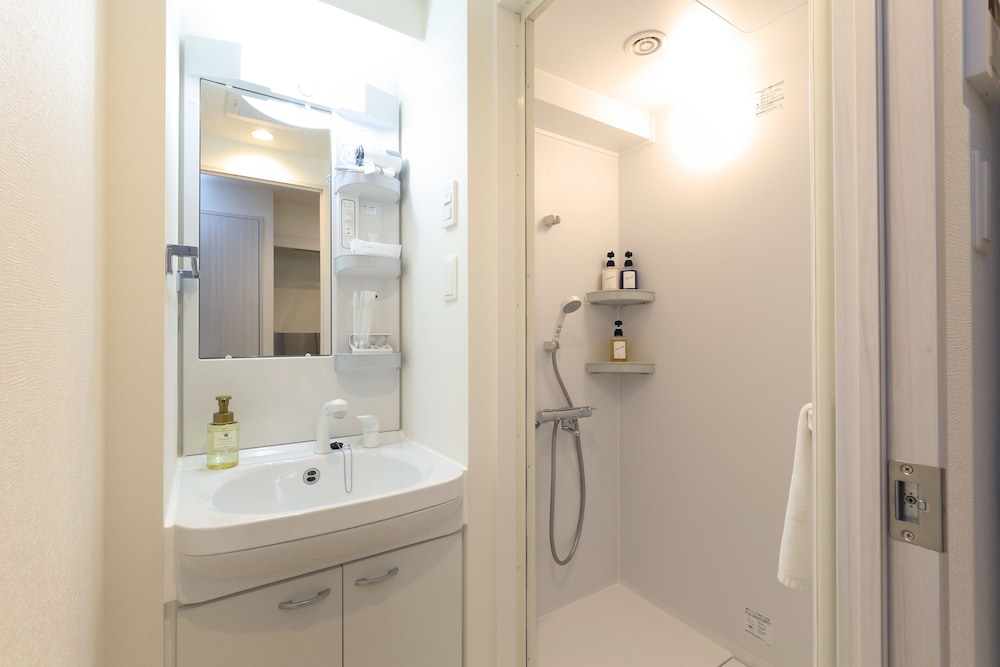 エコノミー ダブルルーム バスルーム0 | Residence Hotel Hakata 20