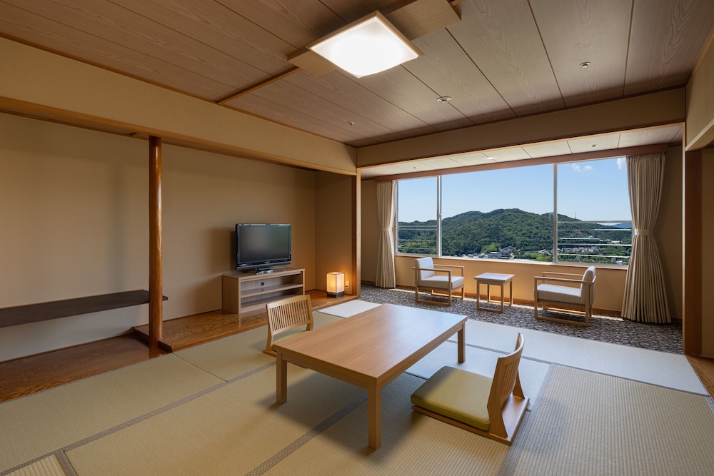 客室1 | 亀の井ホテル 鳥羽 客室1 | 亀の井ホテル 鳥羽