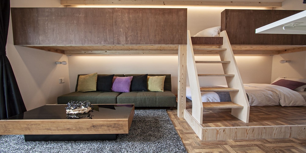 メインイメージ | GRAND CAVE YOKOHAMA