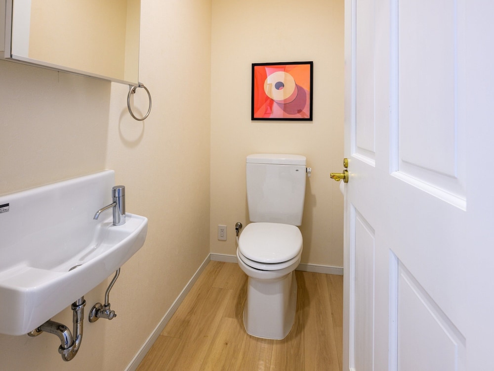 [別邸] クローバー 禁煙 客室5 | アクアパレス北谷 by コルディオプレミアム