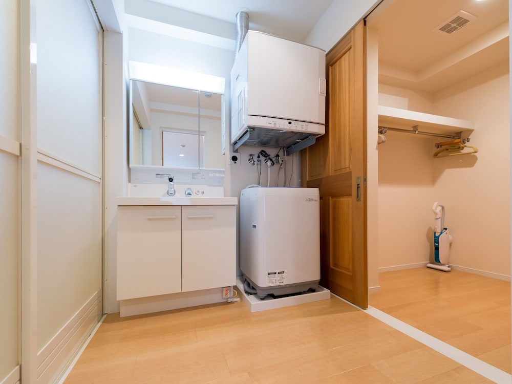 [別邸] クローバー 禁煙 客室2 | アクアパレス北谷 by コルディオプレミアム