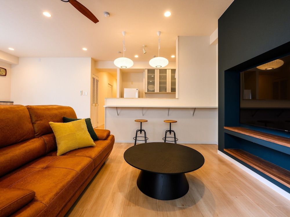 [別邸] クローバー 禁煙 客室3 | アクアパレス北谷 by コルディオプレミアム