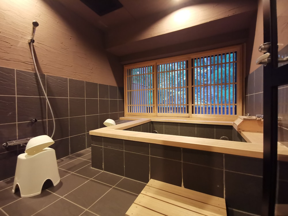 暖房1 | Sakahijiri Hotel in Nikko 暖房1 | Sakahijiri Hotel in Nikko