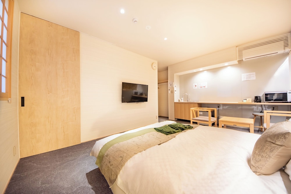 ダブルルーム 客室16 | Hotel 楢の葉守