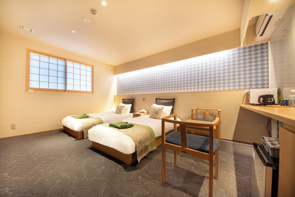 ツインルーム 客室3 | Hotel 楢の葉守