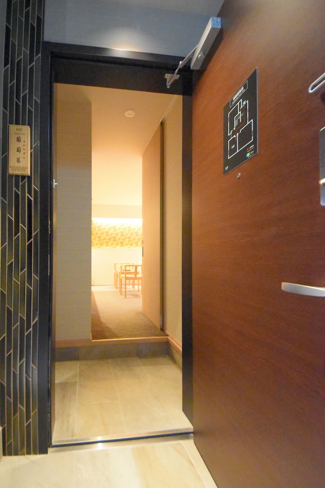 ダブルルーム 客室3 | Hotel 楢の葉守