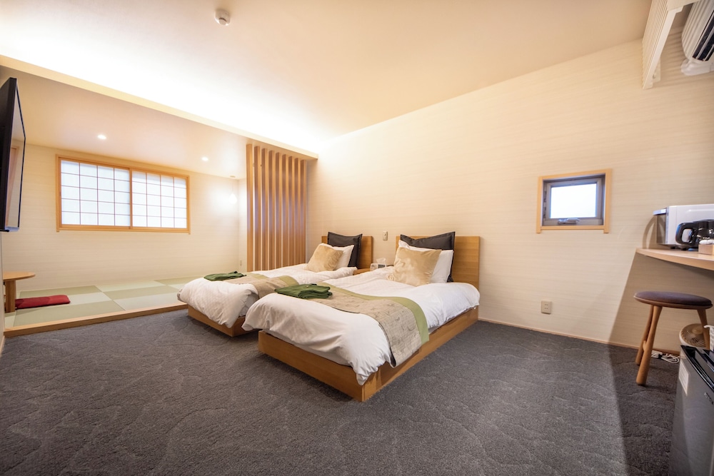 トラディショナル ルーム (Quintuple Japanese Style) 客室7 | Hotel 楢の葉守