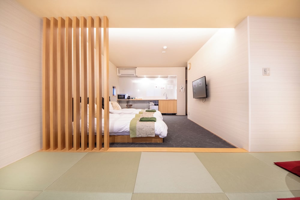 トラディショナル ルーム (Quintuple Japanese Style) 客室9 | Hotel 楢の葉守
