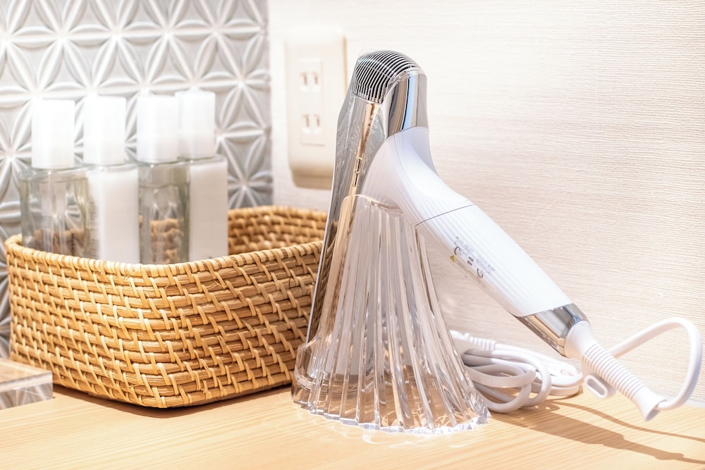 ツインルーム バスルーム2 | Hotel 楢の葉守