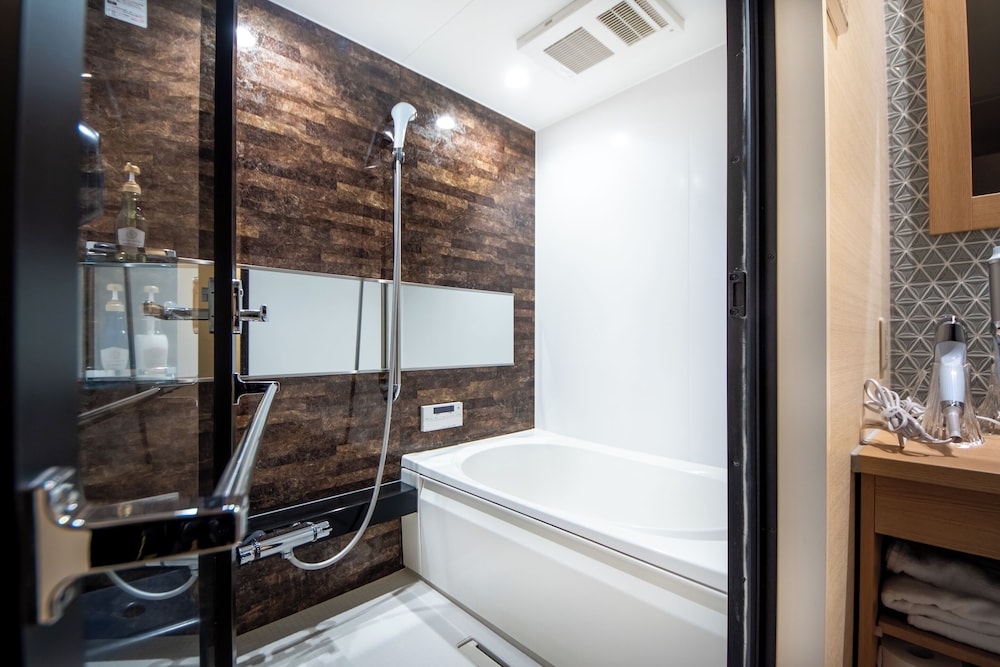 トラディショナル ルーム (Quintuple Japanese Style) バスルーム6 | Hotel 楢の葉守